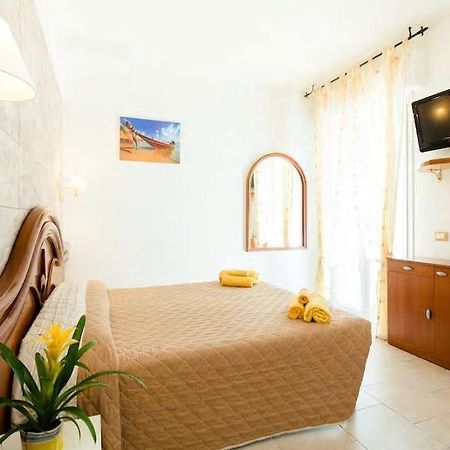 Residence La Villetta リミニ エクステリア 写真