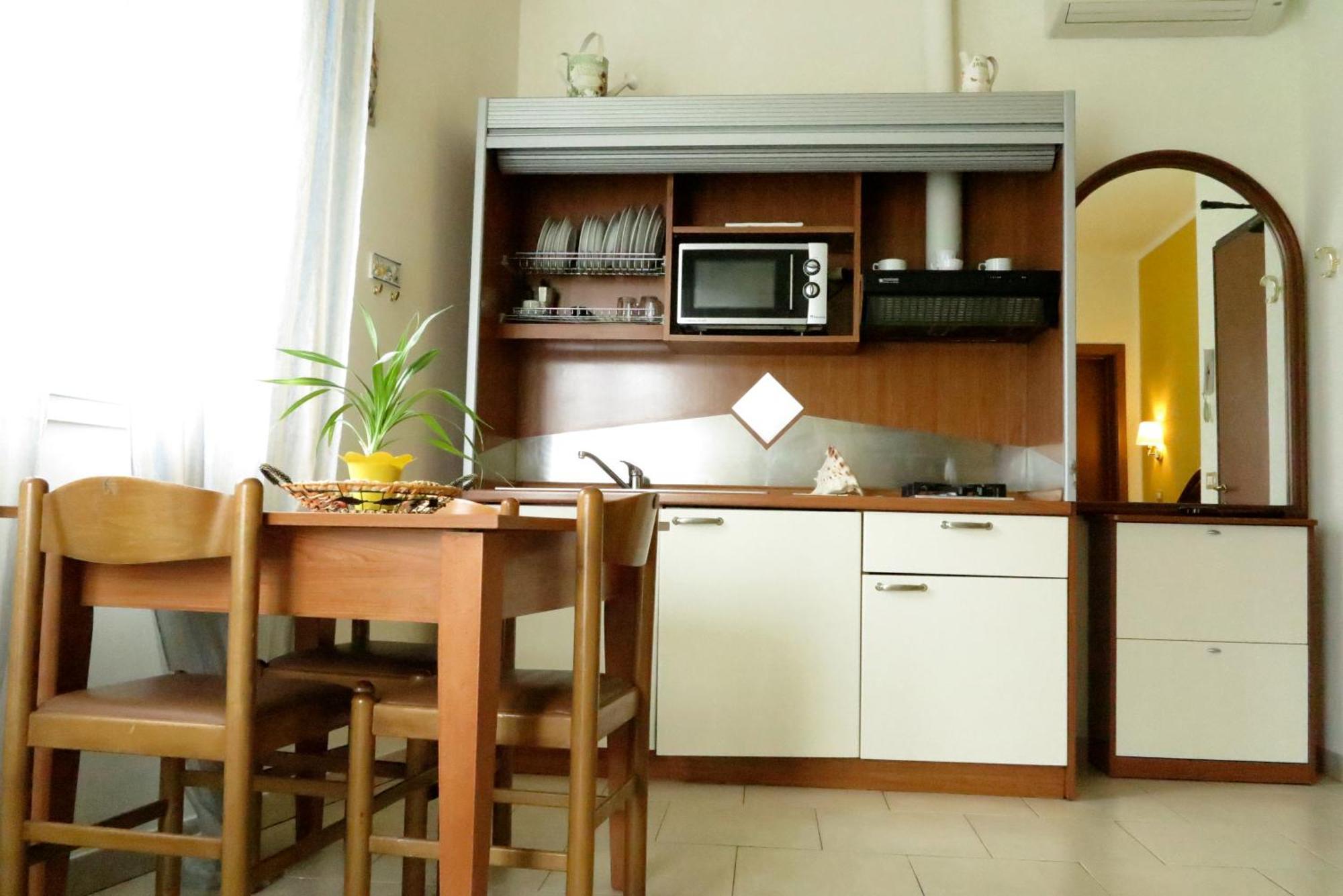Residence La Villetta リミニ エクステリア 写真